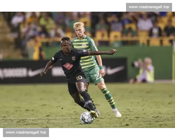 高清足球赛事直播APP下载指南畅享全球赛场精彩即时比分数据分析权威解说 - 副本 (44) - 副本 - 副本 - 副本 - 副本 - 副本 - 副本 - 副本