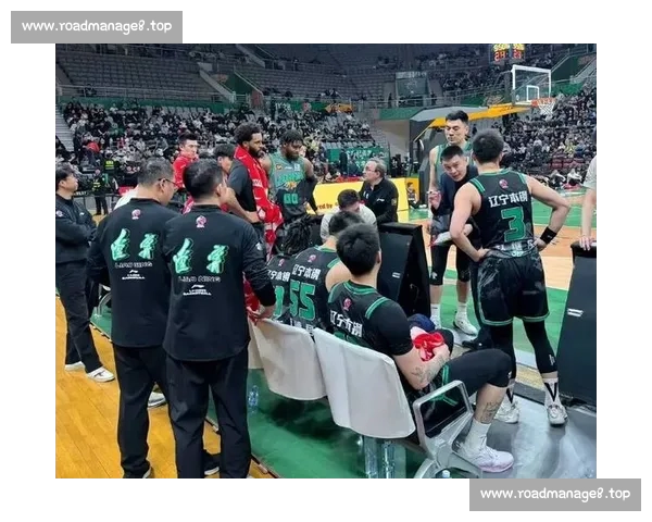 CBA赛场风云再起各队争锋激烈精彩瞬间全纪录